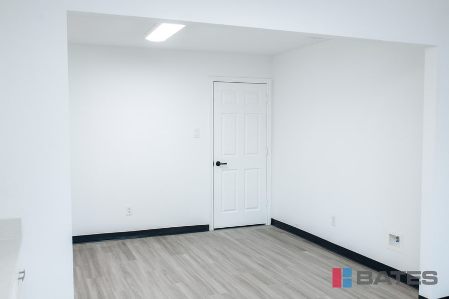 More Photos Of 5141 Boyd Blvd, Rowlett Distribution For Sale