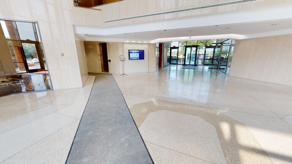 More Photos Of 1721 Moon Lake Blvd, Hoffman Estates Office For Lease