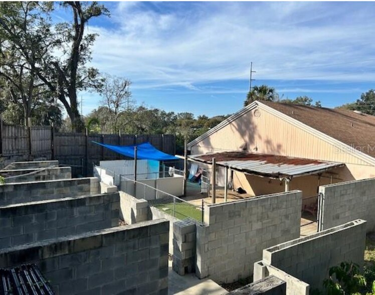 More Photos Of 3468 E State Road 436, Apopka Veterinarian Kennel For Sale