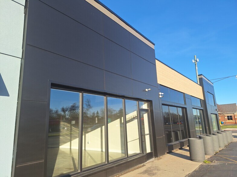 More Photos Of 28531-28557 Woodward Ave, Berkley Storefront Retail Office For Lease