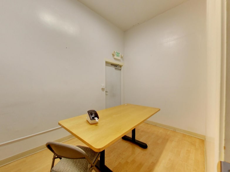 More Photos Of 1884-1886 Market St, San Francisco Storefront Retail Office For Lease