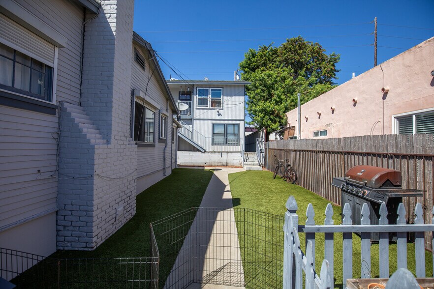 More Photos Of 1930-1934 Hornblend St, San Diego Apartments For Sale