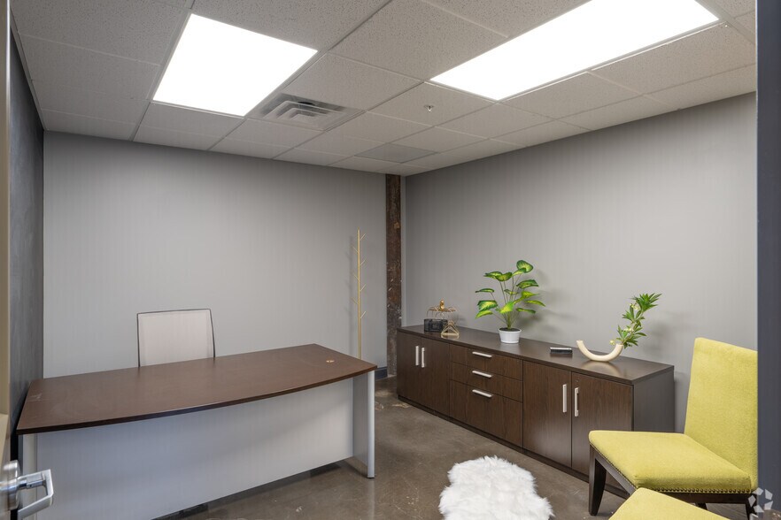 More Photos Of 155 Chandler St, Buffalo Coworking Space