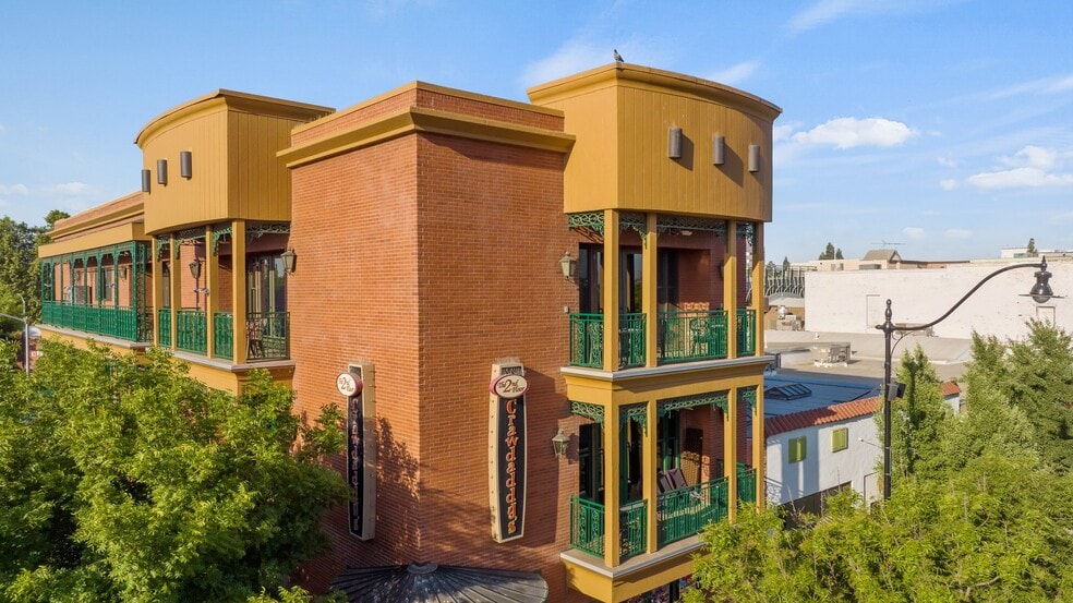 More Photos Of 333 E Main St, Visalia General Retail For Sale