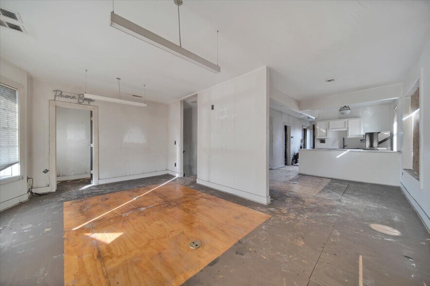 More Photos Of 7436 Oakland St, Detroit Apartments For Sale