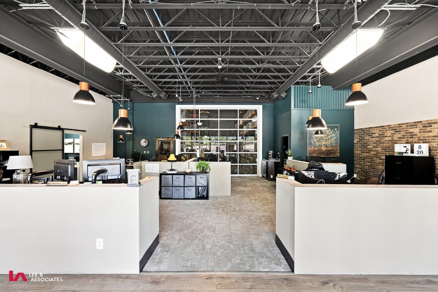 More Photos Of 3665 Swiftwater Park Dr, Suwanee Showroom For Lease