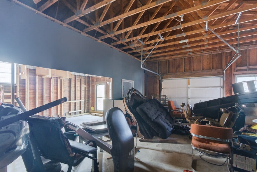 More Photos Of 1009 Main St, West Warwick Industrial For Sale