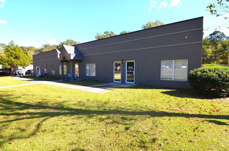 Primary Photo Of 1235 Boone Hill Rd, Summerville Flex For Lease