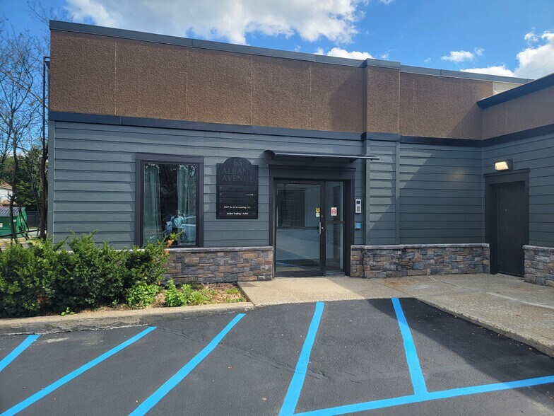 More Photos Of 51-65 Albany Ave, Kingston Medical For Sale