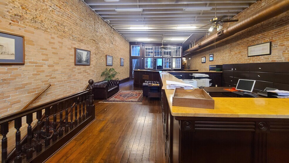 More Photos Of 310 Main St, Houston Office For Lease