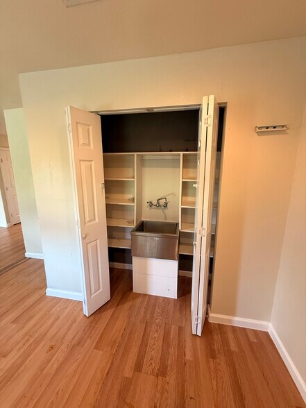 More Photos Of 16160 Porter Ln, Porter Land For Lease