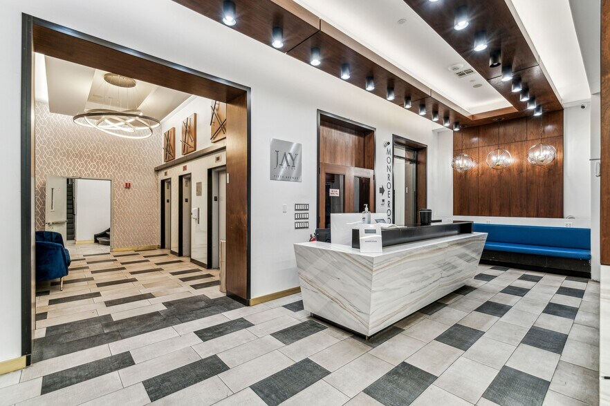 More Photos Of 15 W 38th St, New York Coworking Space