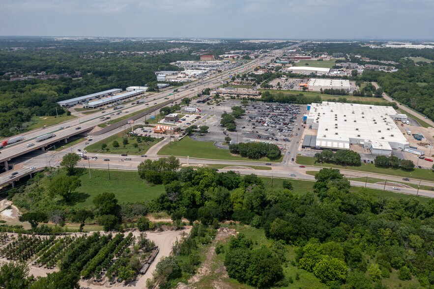 More Photos Of 212 S Interstate 35 E, Lancaster Land For Sale