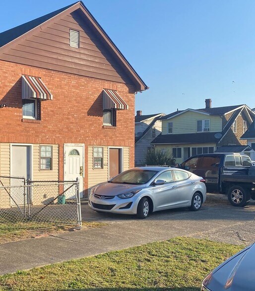 More Photos Of 2457 4th Ave, Huntington Specialty For Sale