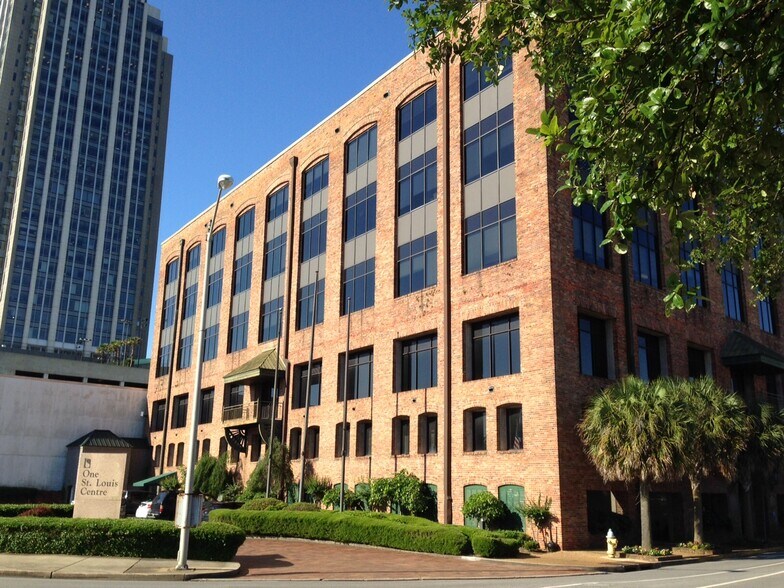 More Photos Of 1 St Louis St, Mobile Office For Lease