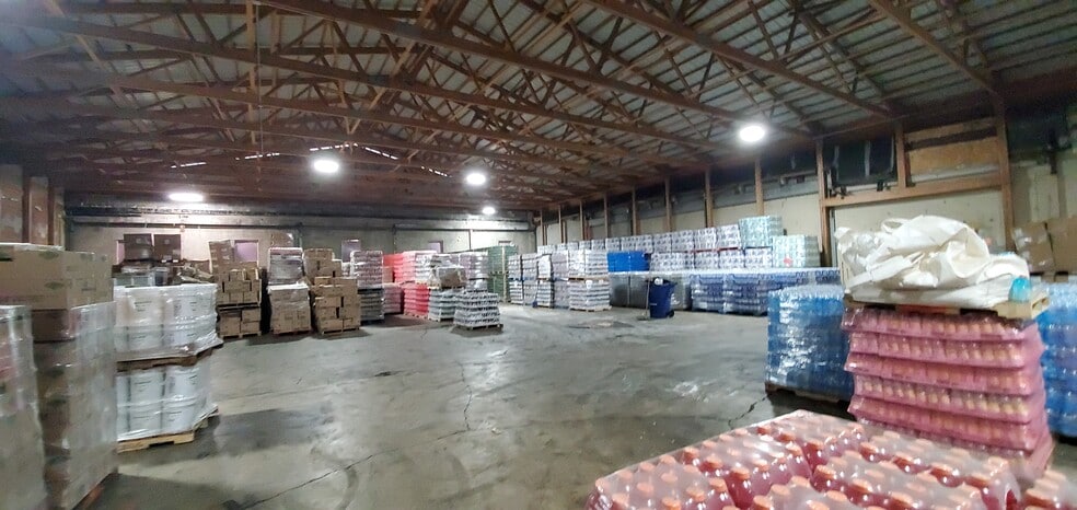 More Photos Of 804 Grant Ave, Joliet Warehouse For Lease