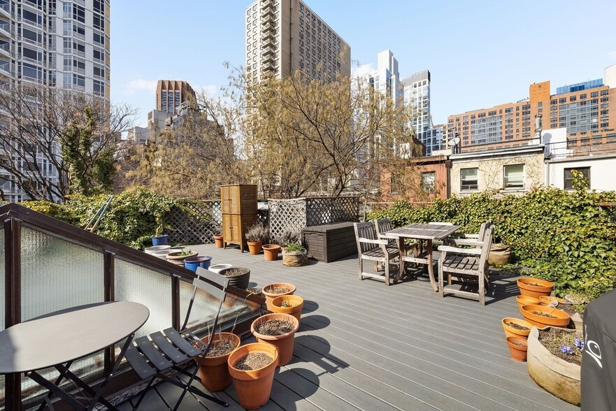 More Photos Of 223-225 E 31st St, New York Office Residential For Sale