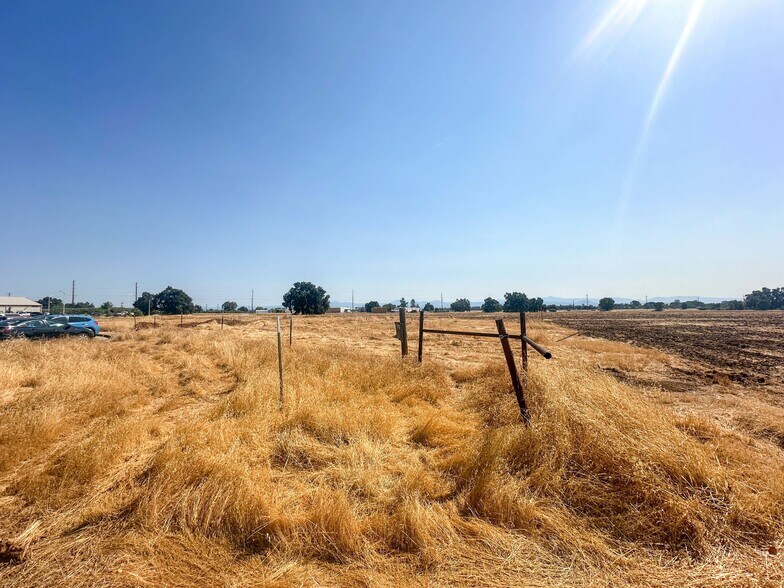 More Photos Of 7669 Avianca Dr, Redding Land For Sale