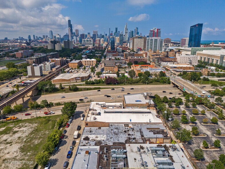 More Photos Of 2525 S Wabash Ave, Chicago Industrial For Sale