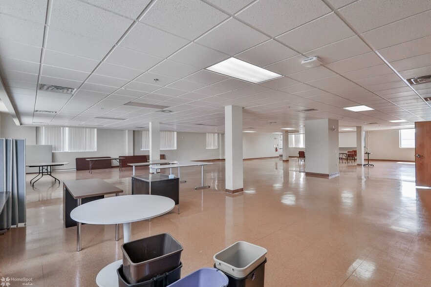 More Photos Of 1226-1232 W Green St, Allentown Flex For Sale