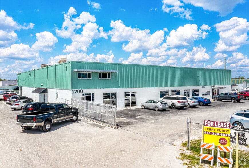 Primary Photo Of 1200 Ogden Rd, Venice Warehouse For Sale