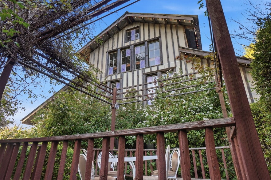 More Photos Of 21645 Parrotts Ferry Rd, Sonora Specialty For Sale