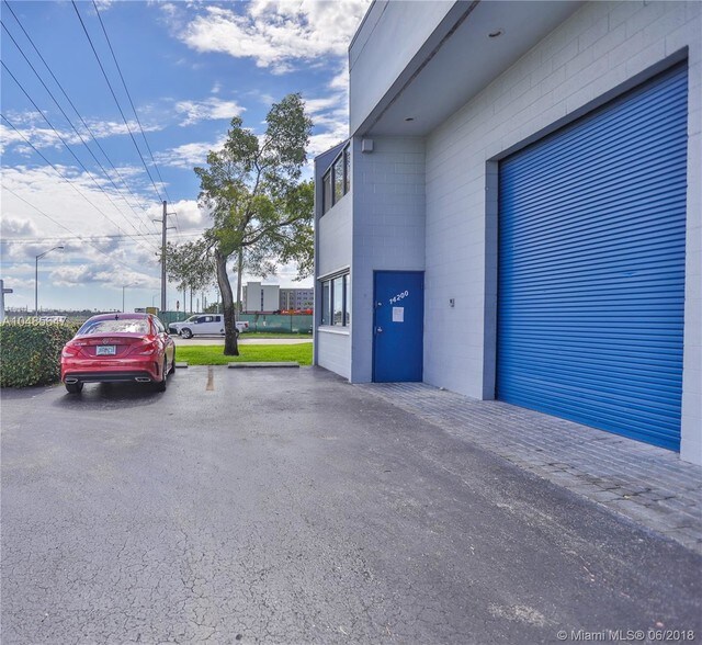 More Photos Of 14200-14238 SW 136th St, Miami Light Manufacturing For Sale