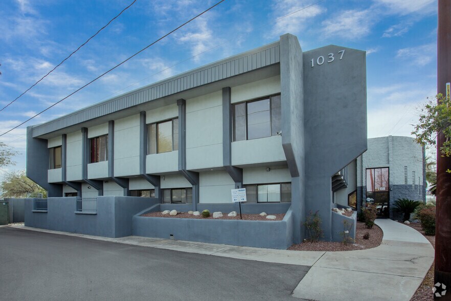 More Photos Of 1037 S Alvernon Way, Tucson Office For Sale