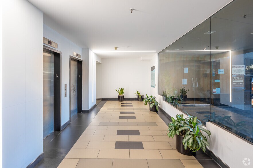 More Photos Of 1964 Westwood Blvd, Los Angeles Coworking Space