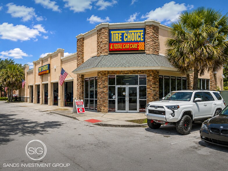 Primary Photo Of 16505 FishHawk Blvd, Lithia Auto Repair For Sale