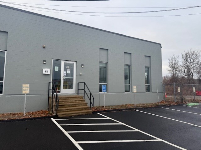 Primary Photo Of 41 Ford Ln, Warwick Warehouse For Lease
