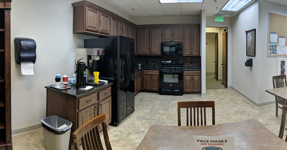 More Photos Of 18750 Interstate 45, Spring Unknown For Lease