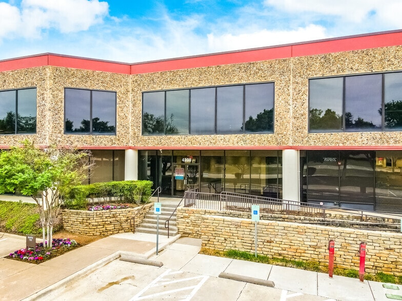 More Photos Of 4200 Buckingham Rd, Fort Worth Office For Lease