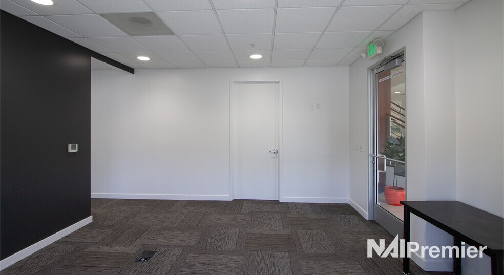 More Photos Of 11910 S State St, Draper Office For Sale