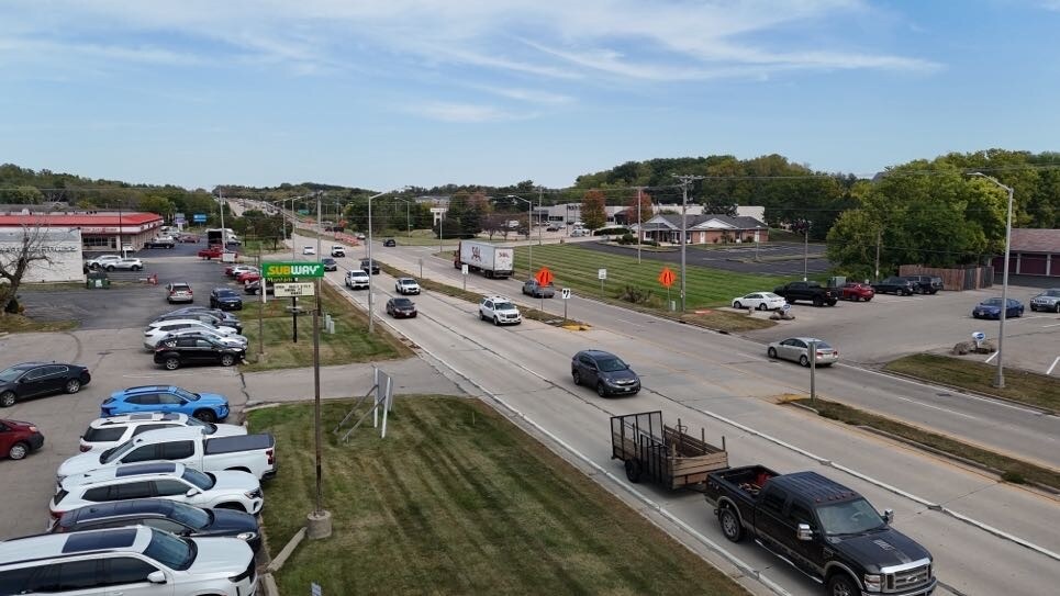 More Photos Of 5900-5926 US Highway 51, McFarland Storefront Retail Office For Lease