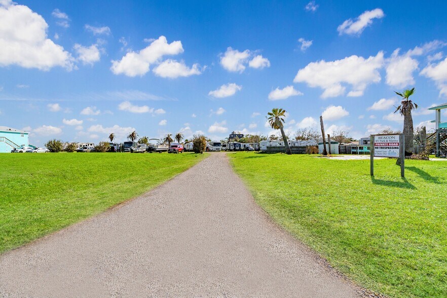 More Photos Of 301 S Fulton Beach, Rockport Trailer Camper Park For Sale