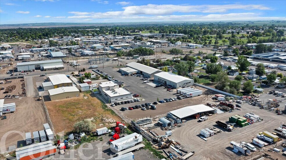 More Photos Of 2032 Highland Ave E, Twin Falls Warehouse For Lease