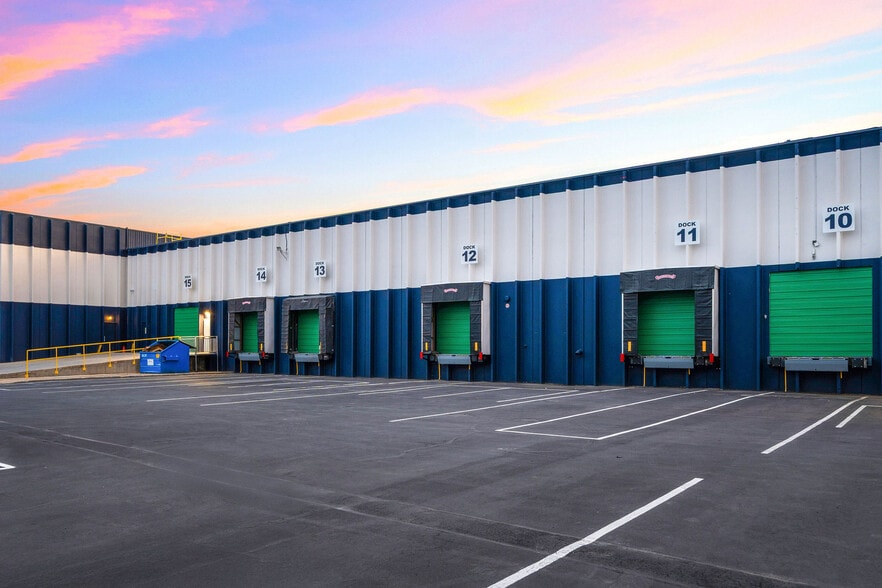 More Photos Of 391 S Orange St, Salt Lake City Distribution For Lease