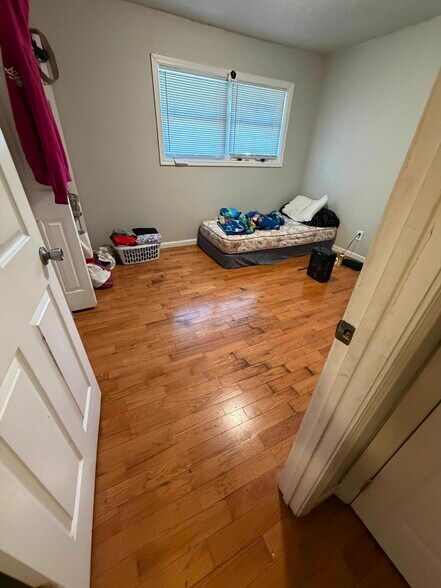 More Photos Of , Kingsport Multifamily For Sale
