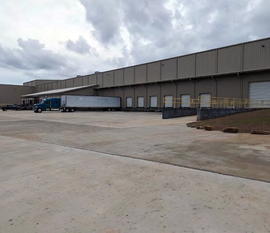 More Photos Of 2109 S US Highway 31, Bay Minette Industrial For Lease