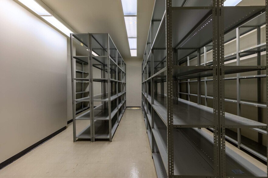 More Photos Of 2 Lisgar St, Sudbury Office For Sale