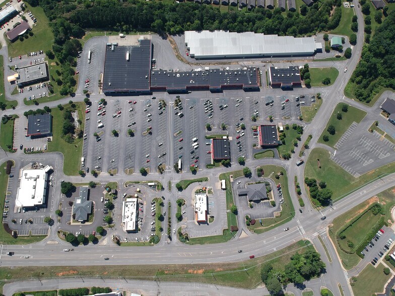 More Photos Of 4764 Eastern Valley Rd, Mc Calla Freestanding For Lease