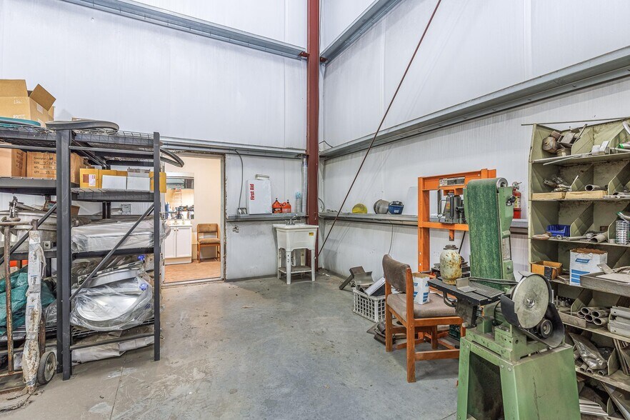 More Photos Of 1585 Dale Ave, Benton City Industrial For Lease