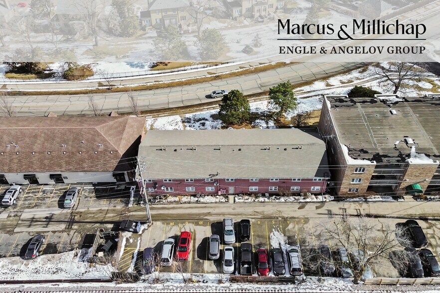 More Photos Of 740 Sheridan Rd, Highwood Apartments For Sale