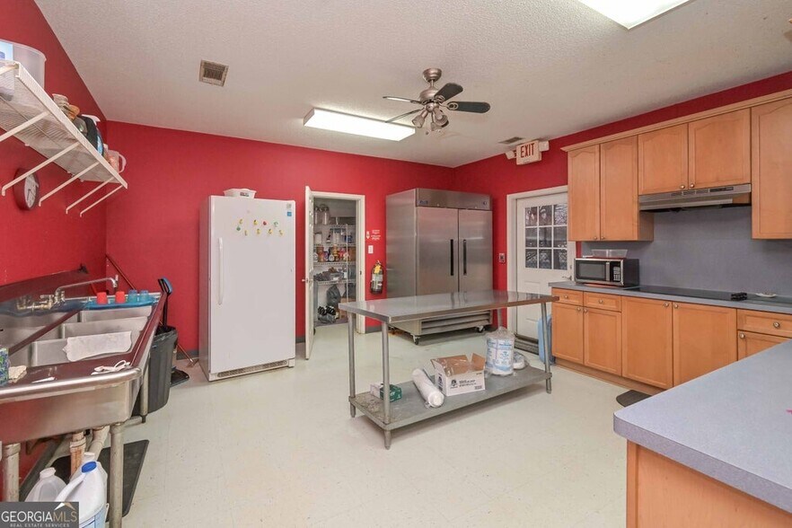 More Photos Of 516 W Bankhead Hwy, Villa Rica Daycare Center For Sale