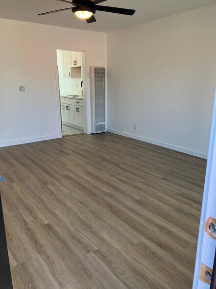 More Photos Of 5115 Clinton St, Los Angeles Apartments For Sale