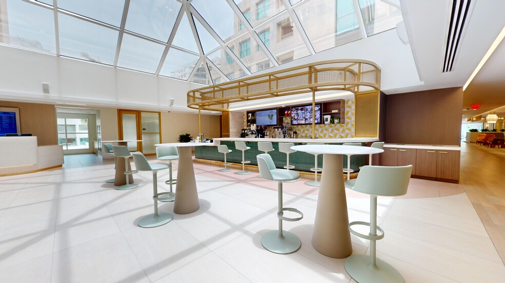 More Photos Of 2601 S Bayshore Dr, Coconut Grove Office For Lease