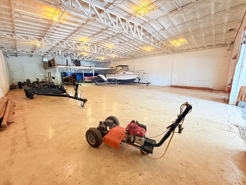 More Photos Of 513 Fremont Rd, Port Clinton Warehouse For Sale