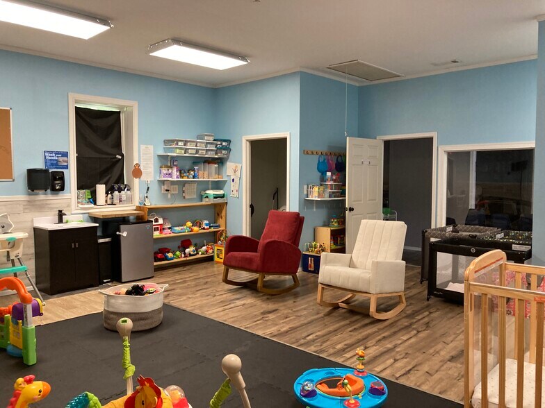 More Photos Of 112 Pine St, Greenville Schools For Sale