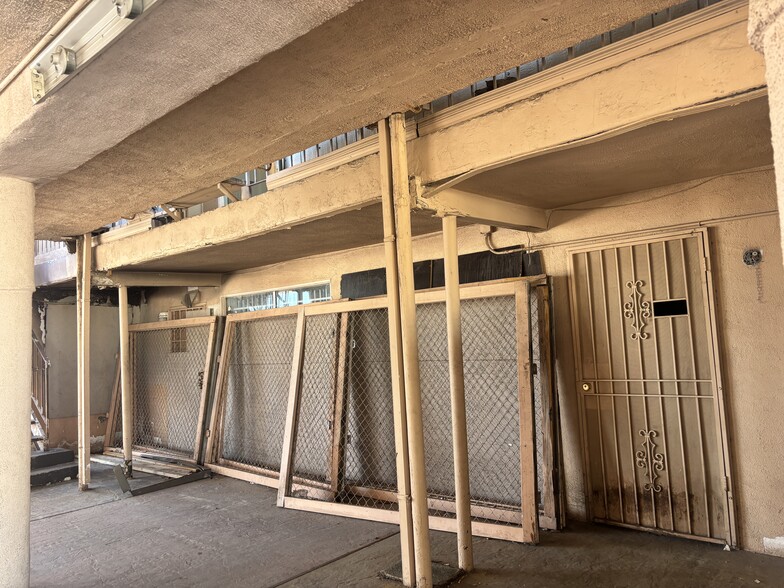More Photos Of 3761 Royal Crest St, Las Vegas Office Residential For Sale